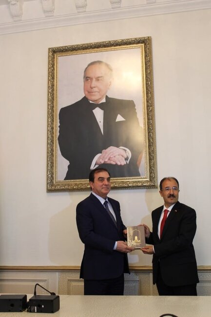 Türkiyənin səfirinin Gəncəyə rəsmi səfəri