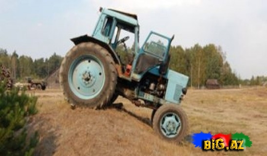 Traktor kanala aşıb 8 yaşlı uşaq ölüb