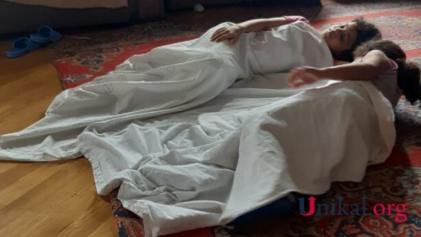 Uşaq evində azyaşlılar döşəmədə yatızdırılır? - AÇIQLAMA - FOTOLAR