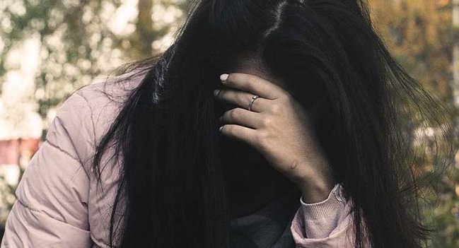 " Tam çılpaq soyundurdu, boynuma ip bağladı" - Canlı Yayımda ŞOK etiraf/ FOTO