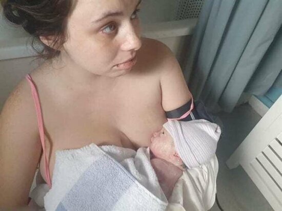 Hamilə olduğunu dünyaya uşaq gətirəndə bildi