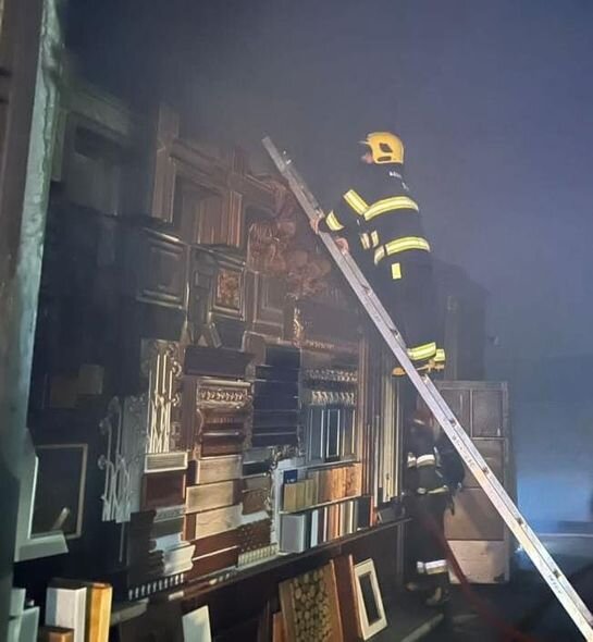 Bakıdakı güclü yanğınla bağlı RƏSMİ MƏLUMAT - YENİLƏNİB + FOTO