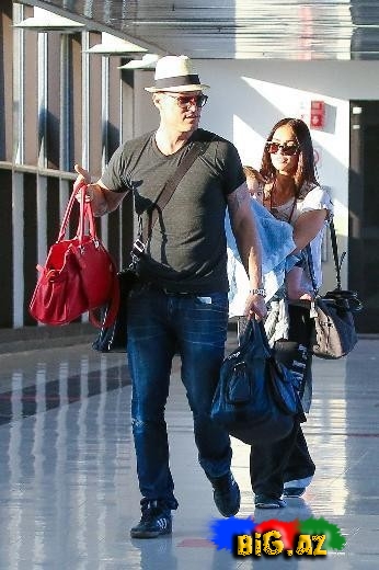 Meqan Foks həyat yoldaşı və mavi gözlü oğlu - FOTO