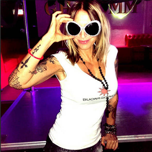 Putinin cazibədar "bacısı" internetdə tufan qoparır - FOTOLAR