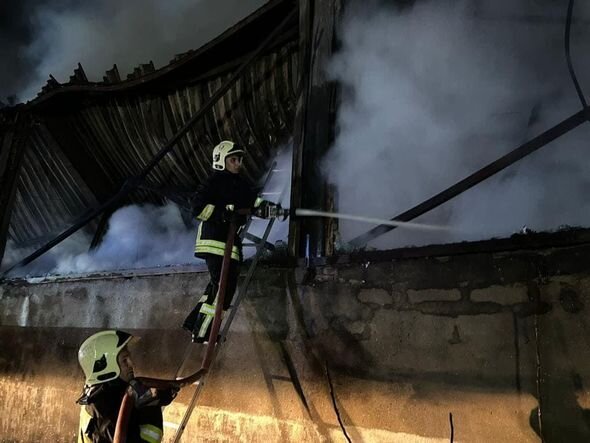 Bakıdakı güclü yanğınla bağlı RƏSMİ MƏLUMAT - YENİLƏNİB + FOTO