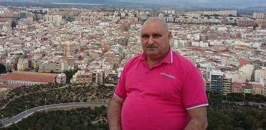 Şkafdan meyiti tapılan azərbaycanlı kişi vəzifəli şəxs imiş - FOTOLAR