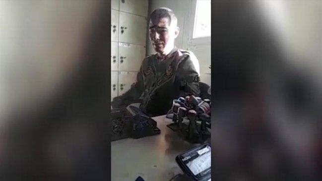 Hərbi xidmətə yararsız olan əsgərin bu videosu hər kəsi göz yaşına boğdu