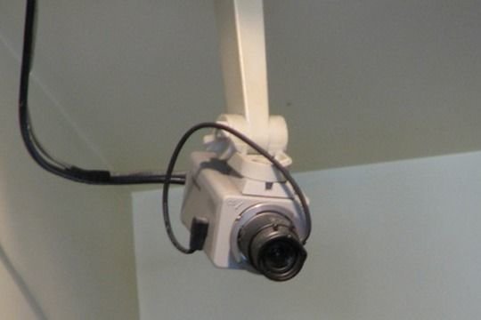 Bakıda məktəbin tualetinə kamera quraşdırılıb – Video