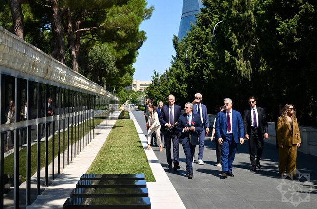 Kassis Şəhidlər xiyabanında - Fotolar
