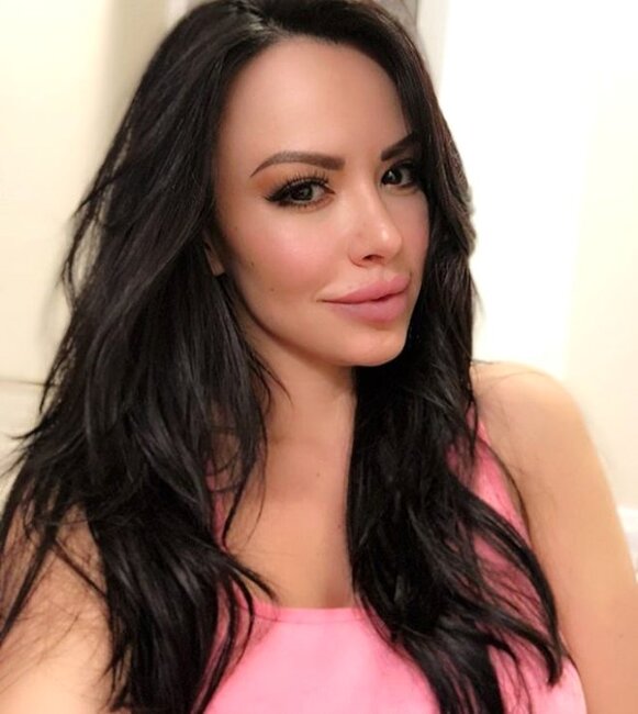 16 yaşında ana olan qadının bu FOTOLARI görənləri heyrətləndirir