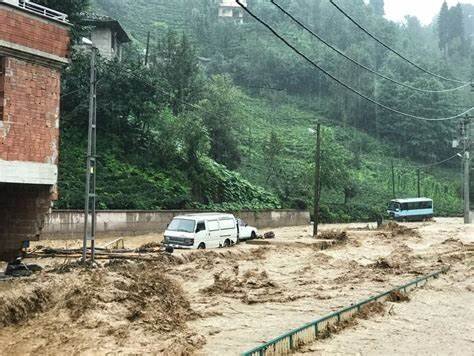 Kaliforniyada fövqəladə vəziyyət elan edildi