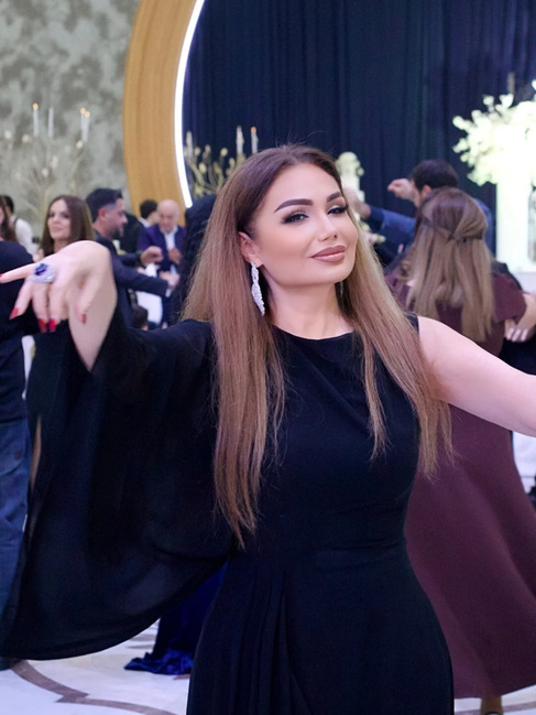 Könül Kərimovanın yeni görüntüsü təəccübləndirdi - FOTOLAR