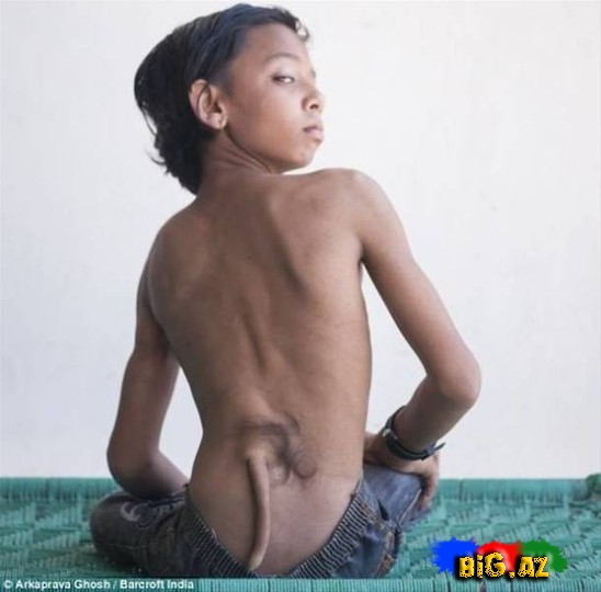 Hindistanda axırzaman əlaməti - quyruqlu oğlan - FOTO