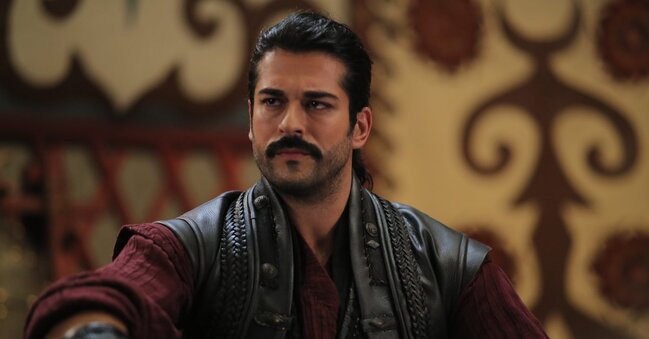 Burak Özçivit izləyicilərinə MÜRACİƏT etdi - FOTO