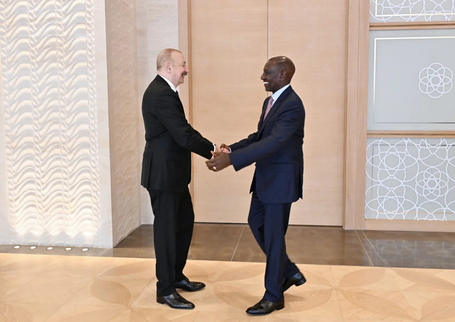 İlham Əliyev Keniya Prezidenti Uillyam Samoei Ruto ilə görüşüb - FOTO