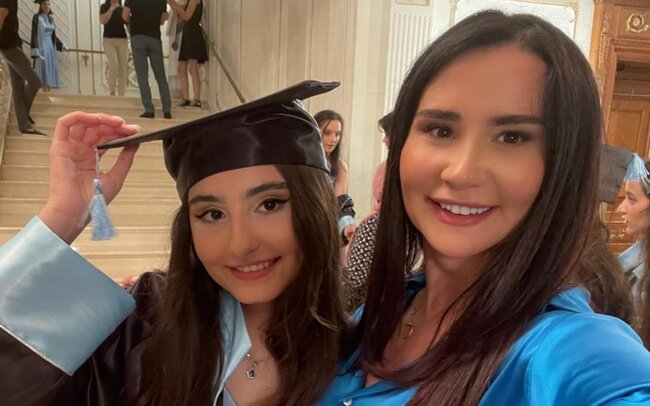 Leylanın qızı məzun oldu - FOTOLAR