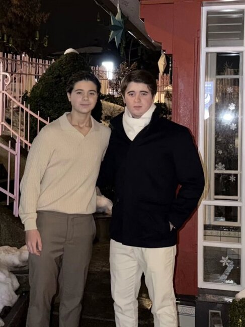 "Hər şey üçün minnətdaram" - Leyla Əliyevadan əkizlərinə