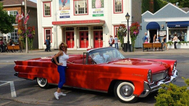 Yeni nazir müavininin bu fotoları diqqət çəkdi - FOTO