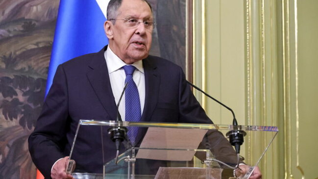 Lavrov söyüş söydü