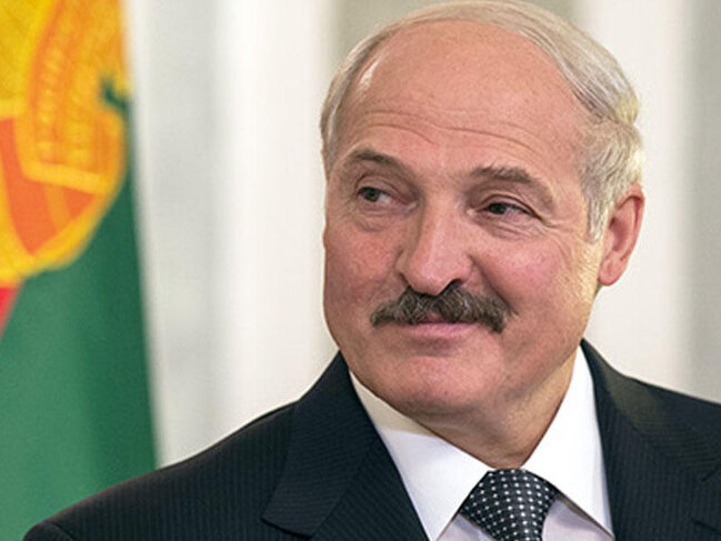 Lukaşenko 6 min məhkumu əfv etdi