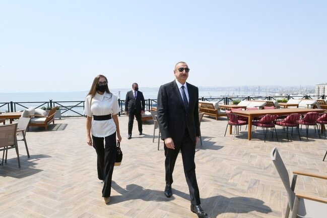 Mehriban Əliyeva ad günündə açılışa qatıldı - FOTOLAR