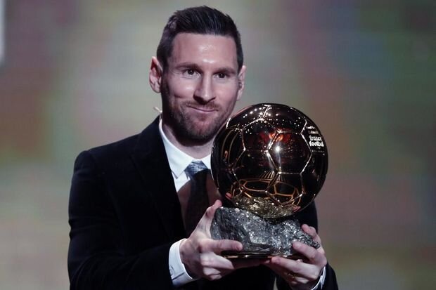 Messi "Qızıl top"un sahibi oldu