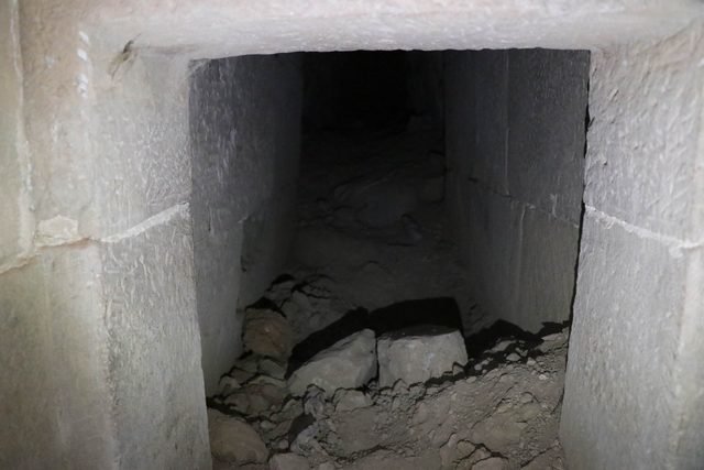 İkiyə araladılar və içindən çıxanlara heç kim inanmadı/ FOTOLAR