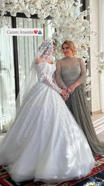 Mələkxanım Eyubova həyat yoldaşı ilə - Fotolar