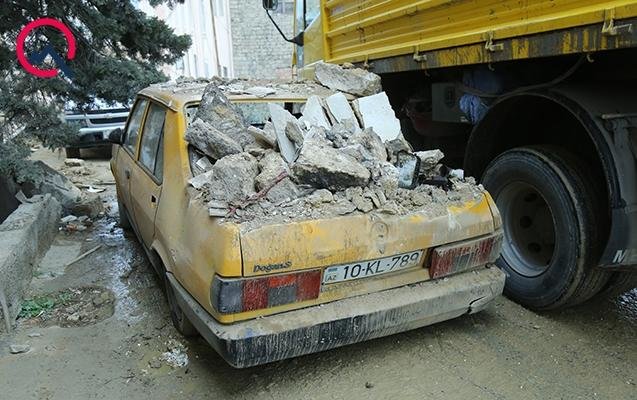 Bakıda səhər saatlarında bir ailəni məhv edən PARTLAYIŞ BU EVDƏ OLUB - FOTOLAR