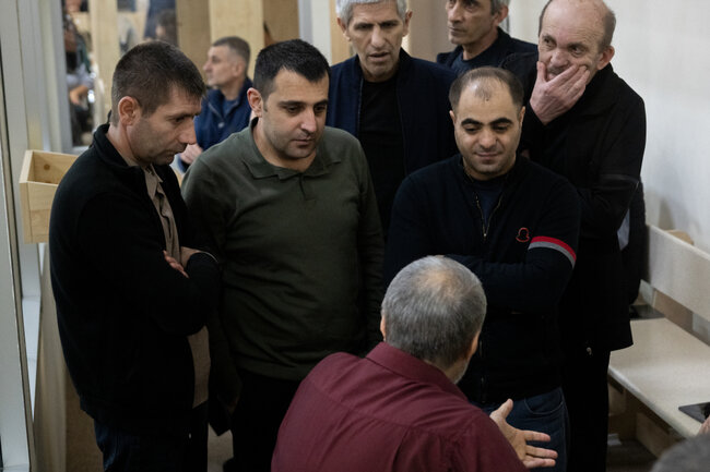 Azərbaycanca "hamınızı öldürəcəyik" deyib - Fotolar