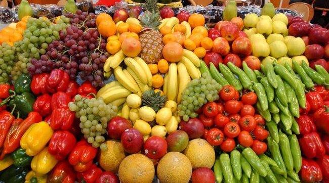 Kəndli ucuz satır, Bakı bahaya alır: Qiymət fərqinin səbəbi nədir? - İQTİSADÇIDAN AÇIQLAMA