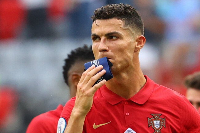 Ronaldonun "Mançester Yunayted"dəki MAAŞI