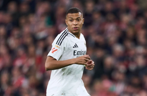 Mbappe Çempionlar Liqasında Messini geridə qoydu