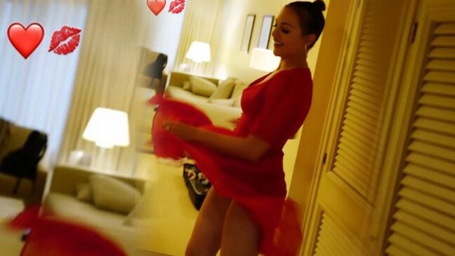 Məryəm Üzərlidən seksual pozalar - İzləyicilərini həyəcanlandırdı - FOTOLAR