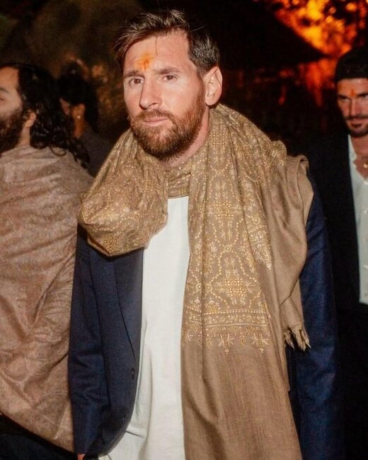 Messi Hindistanın ən varlı ailəsinin üzvləri ilə bir arada - Fotolar