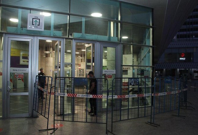 Bakı metrosunda görməyə alışmadığımız MƏNZƏRƏ - FOTO