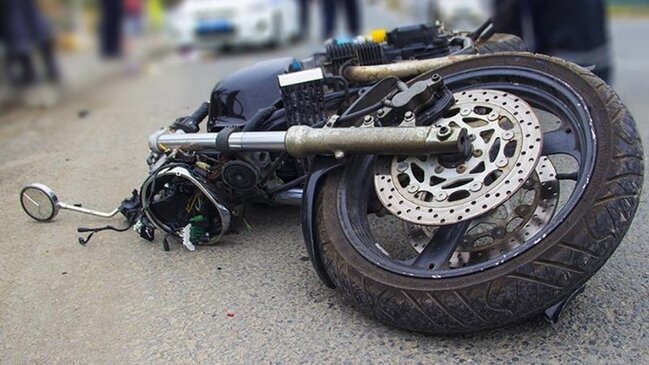 Azərbaycanda motosikletçi faciəvi şəkildə öldü