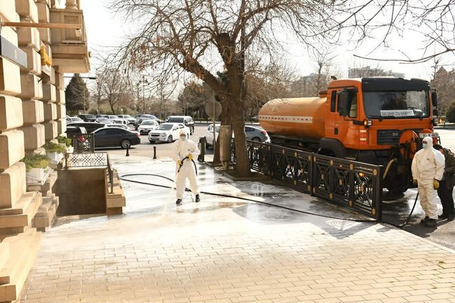 Bakıda Novruz ərəfəsində geniş təmizlik işləri aparılıb