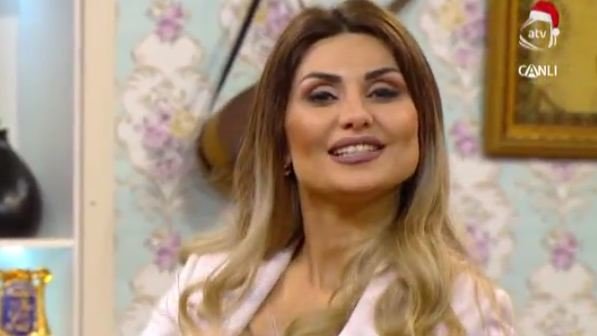 "Bunun üçün Həcidən icazə almalıyam..." - Oğlunun üzünü gizlədən Şəbnəm Tovuzlu - FOTOLAR