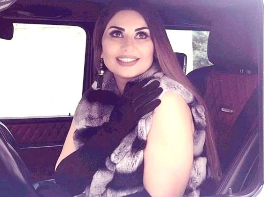 "Bunun üçün Həcidən icazə almalıyam..." - Oğlunun üzünü gizlədən Şəbnəm Tovuzlu - FOTOLAR