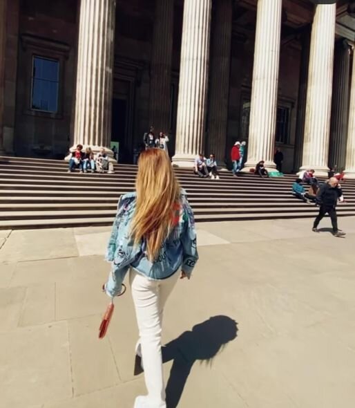 Nigar Camalın 16 yaşlı qızı gözəlliyi ilə heyran etdi - FOTO