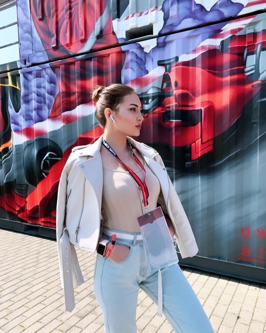 Bakıya gələn "Formula-1" gözəlləri – FOTOLAR