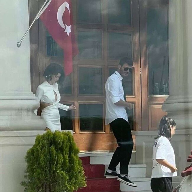 12 il sonra birlikdə görüntüləndilər