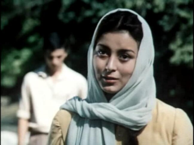 Ağzına su alıb oturan və ya həqiqətləri sadəcə "pıçıldayan" məşhurlarımız