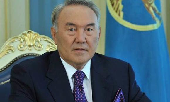 Nazarbayevdən yeni sərəncam — Qazaxıstan əlifbası dəyişdirildi