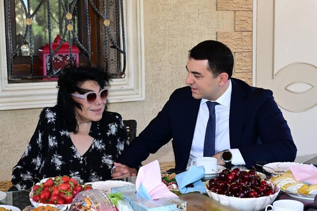 Nazir Flora Kərimovanı evində ziyarət etdi - Fotolar