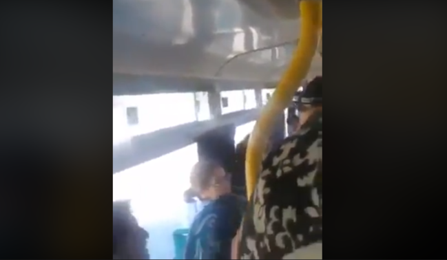 Sərnişin avtobusunda daha bir dava: "Kəs səsini, sənə dedim..." - VİDEO