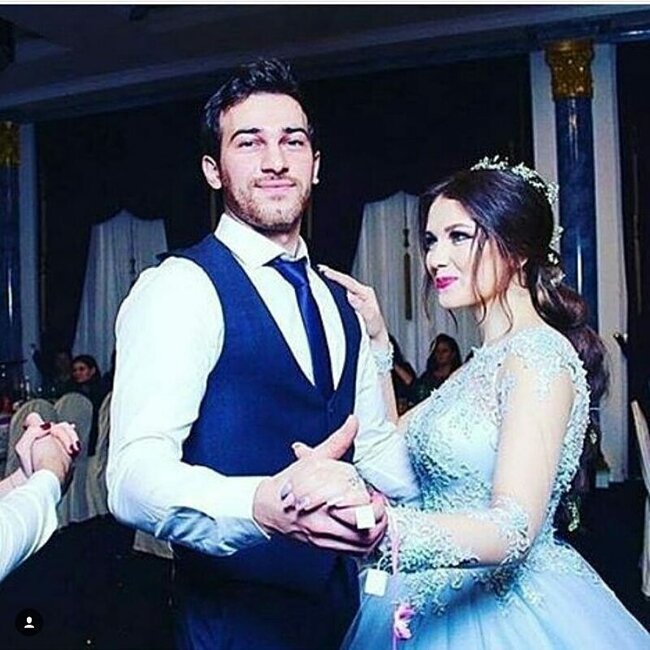 Tanınmış viner "Nikosayağı"nın xanımı Heyran ilə FOTOLARI