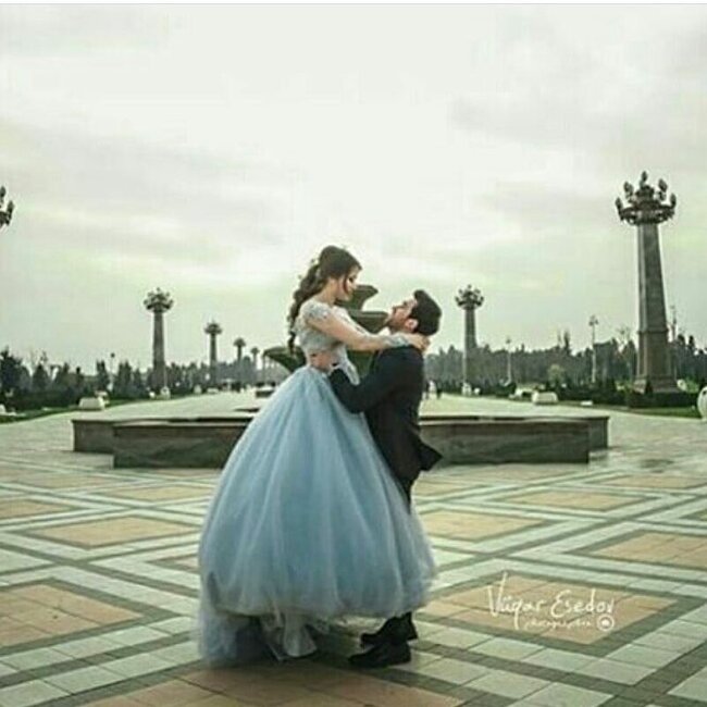 Tanınmış viner "Nikosayağı"nın xanımı Heyran ilə FOTOLARI