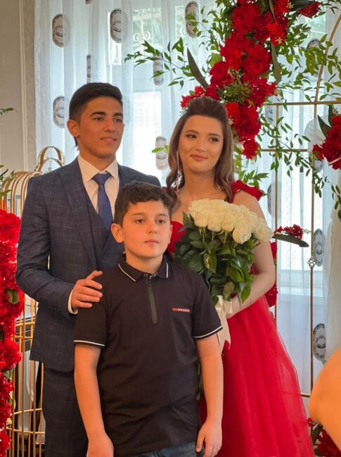 Gəncə terrorunda valideynlərini itirən Sevillə onu xilas edən nişanlısı danışdı - FOTOLAR